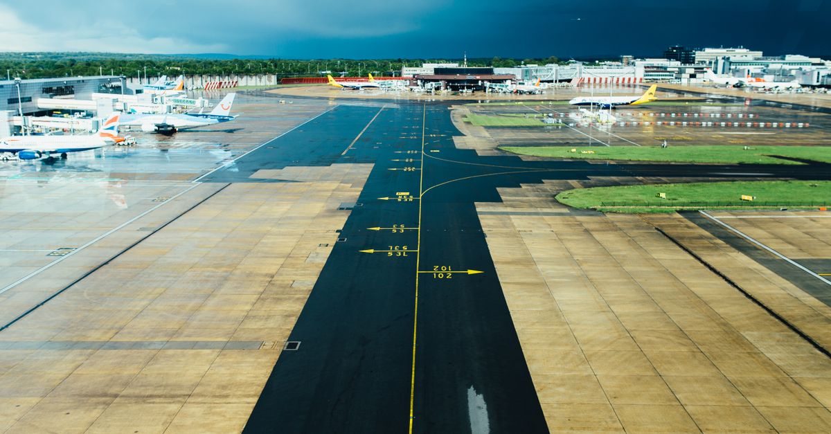 ORSNA READECUA TARIFAS AEROPORTUARIAS DEL GRUPO A